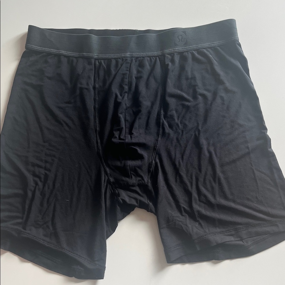 lululemon athletica Men's Sleek Black Boxer Briefs - Picture 2 of 5